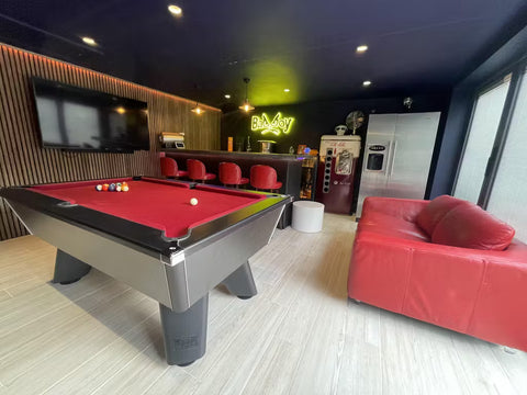 Cry Wolf Indoor Pool Table - Black, Slate Bed 6ft/7ft Cry Wolf Indoor Pool Table - Black, Slate Bed 6ft/7ft