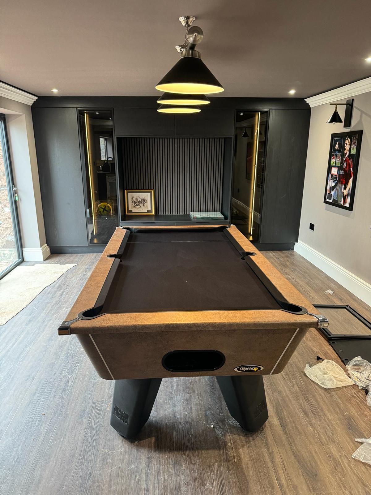 Cry Wolf Indoor Pool Table - Deluxe Italian Bronze - Limited Edition ...